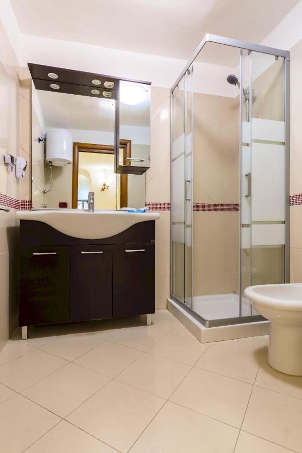 Apartament Qs1 - Indipendent Flat In Center Neapol Zewnętrze zdjęcie