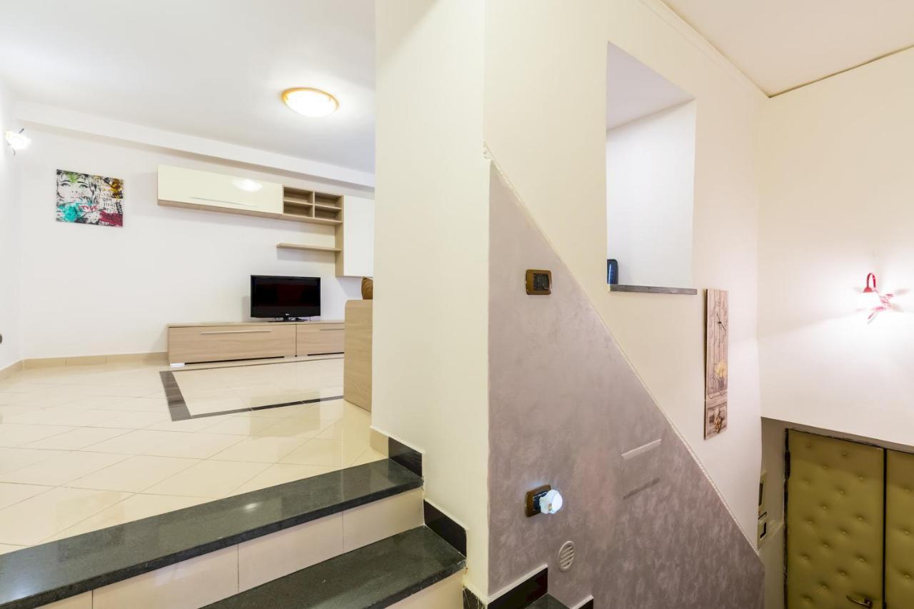 Apartament Qs1 - Indipendent Flat In Center Neapol Zewnętrze zdjęcie