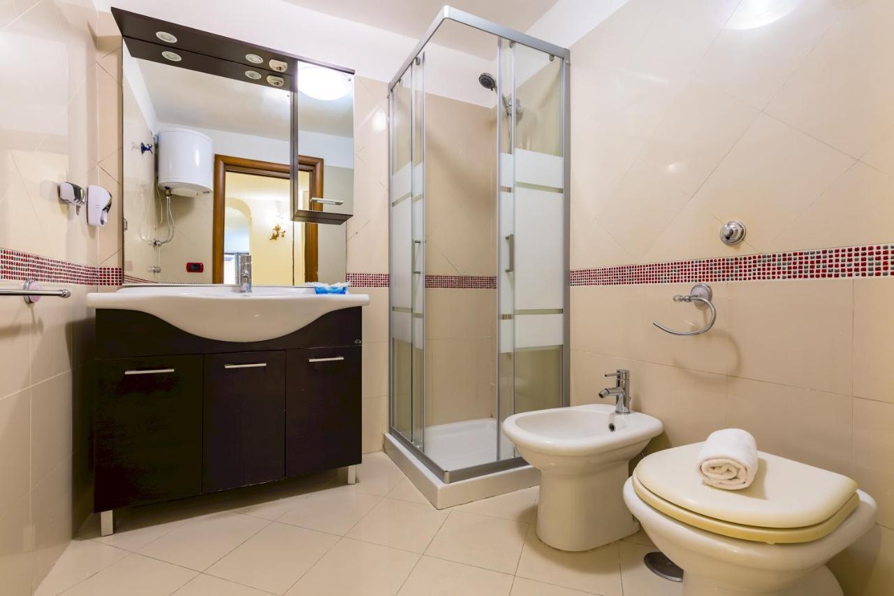 Apartament Qs1 - Indipendent Flat In Center Neapol Zewnętrze zdjęcie